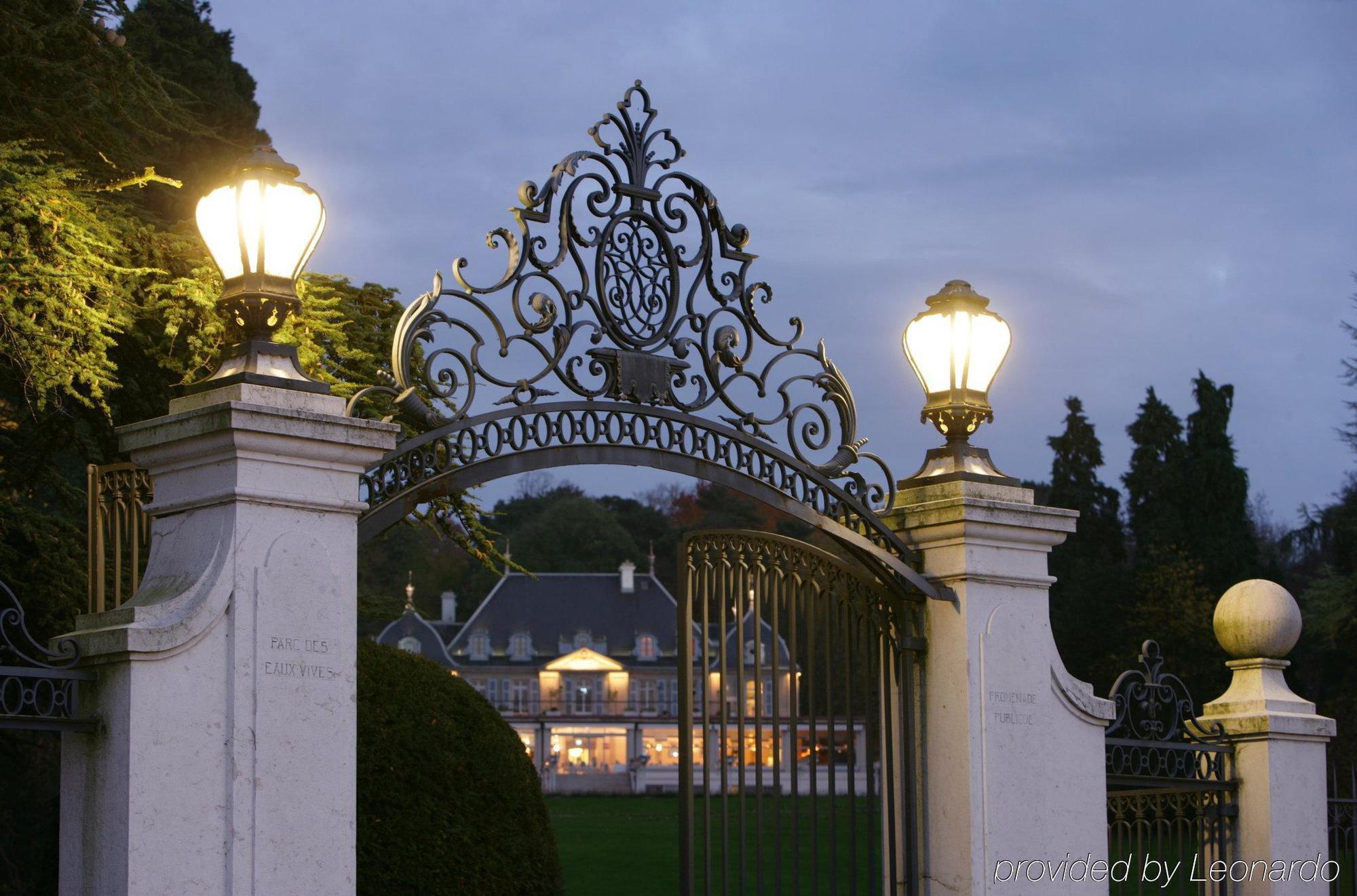 Hôtel Résidence Parc des Eaux Vives Genebra Exterior foto